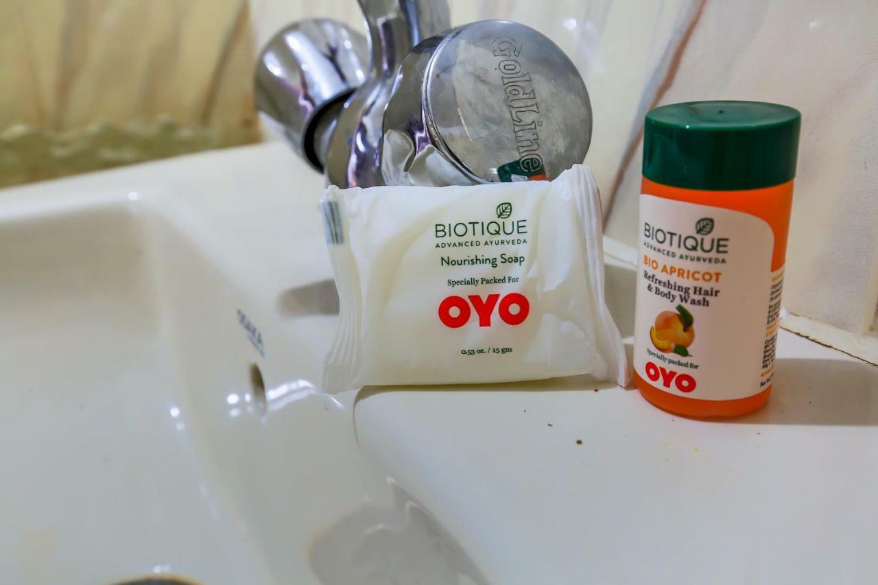 Oyo24916水上宫殿酒店 Kalyani 外观 照片